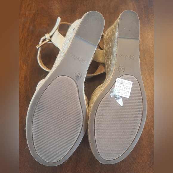 Euc Skechers Beige Wedge Sandals - Picture 5 of 5